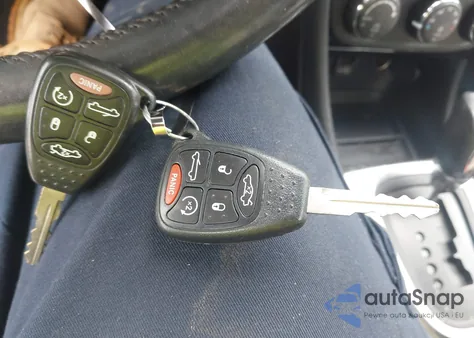 2012 Chrysler 200 Limited из США, поврежденный, VIN 1C3BCBFG8CN159148